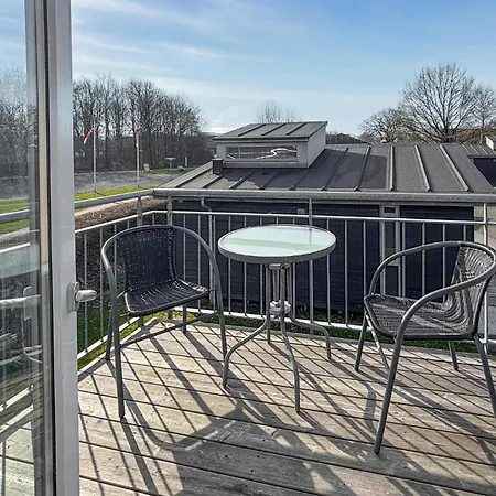 Дом отдыха 2 Bedroom Cozy In